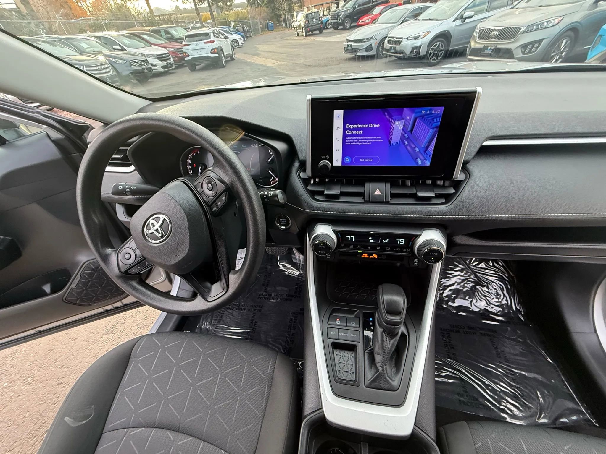 Used 2024 Toyota RAV4 XLE image 29