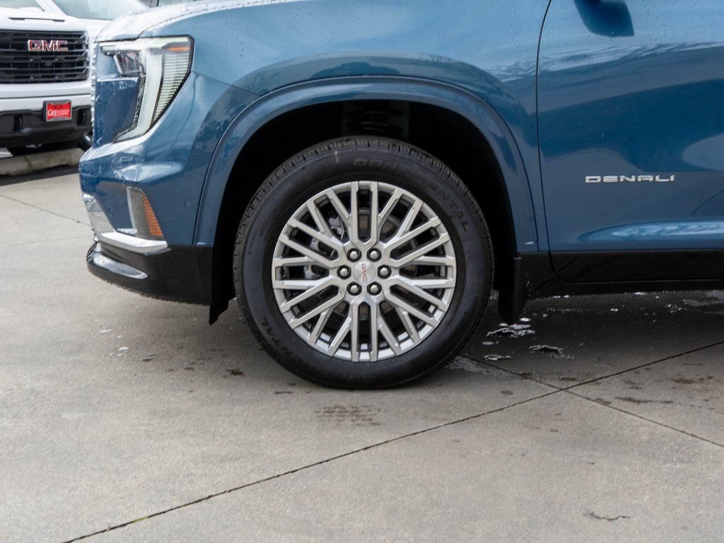 New 2026 GMC Acadia Denali w/ Super Cruise Package AWD/4WD image 31