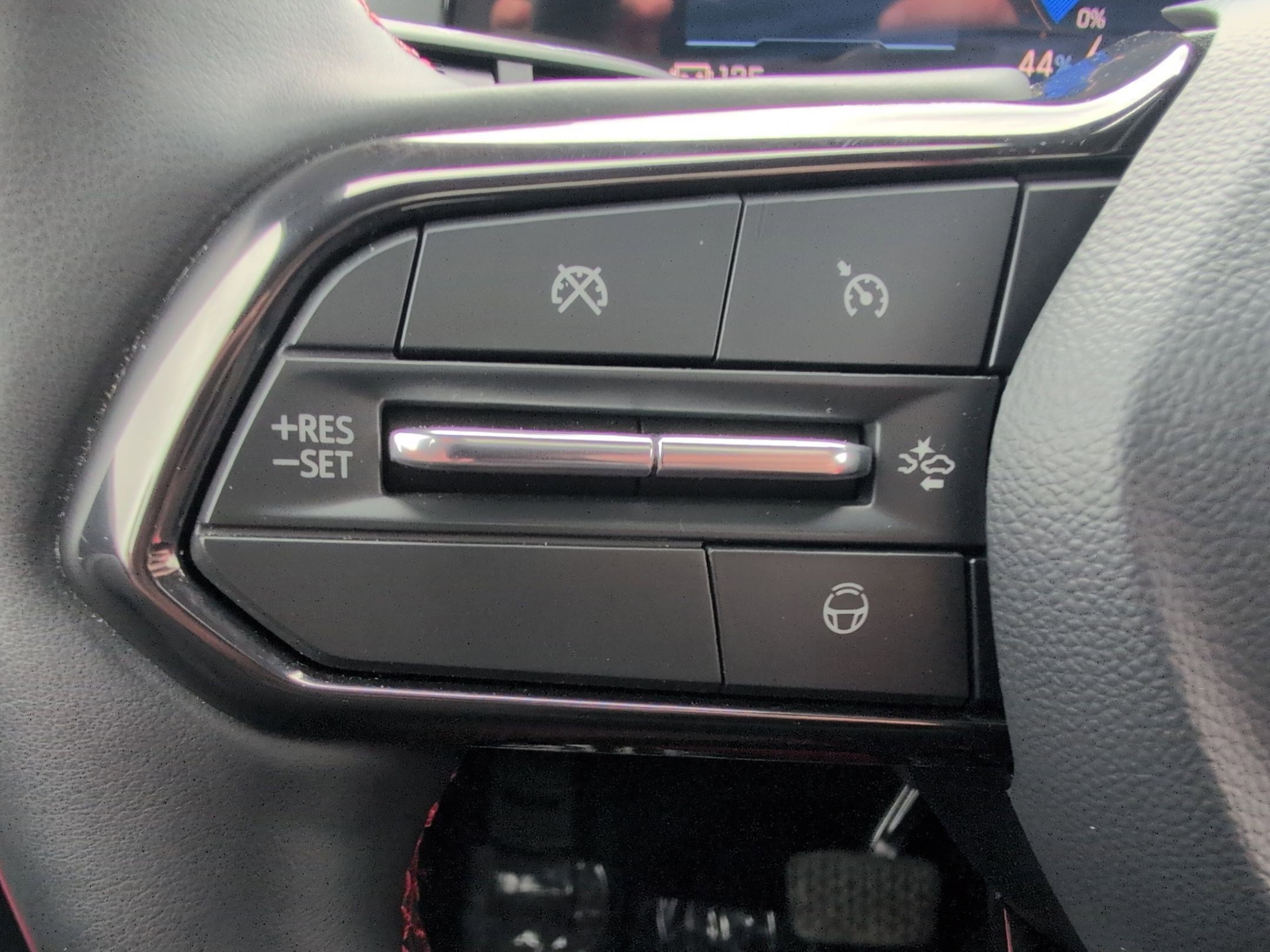 Certified 2025 Chevrolet Blazer EV SS image 17