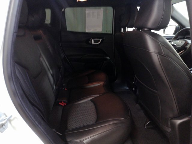 Used 2025 Jeep Compass Latitude w/ Altitude Special Edition image 21