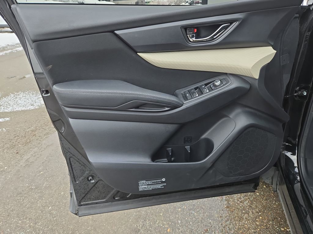 Used 2022 Subaru Ascent Premium w/ Convenience Package image 12