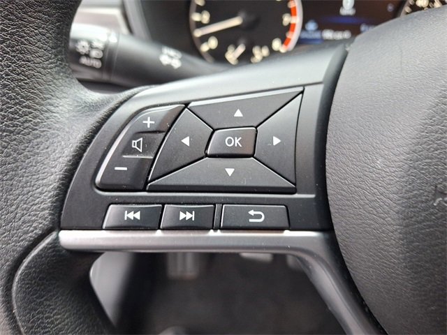 Used 2024 Nissan Altima 2.5 SV image 21