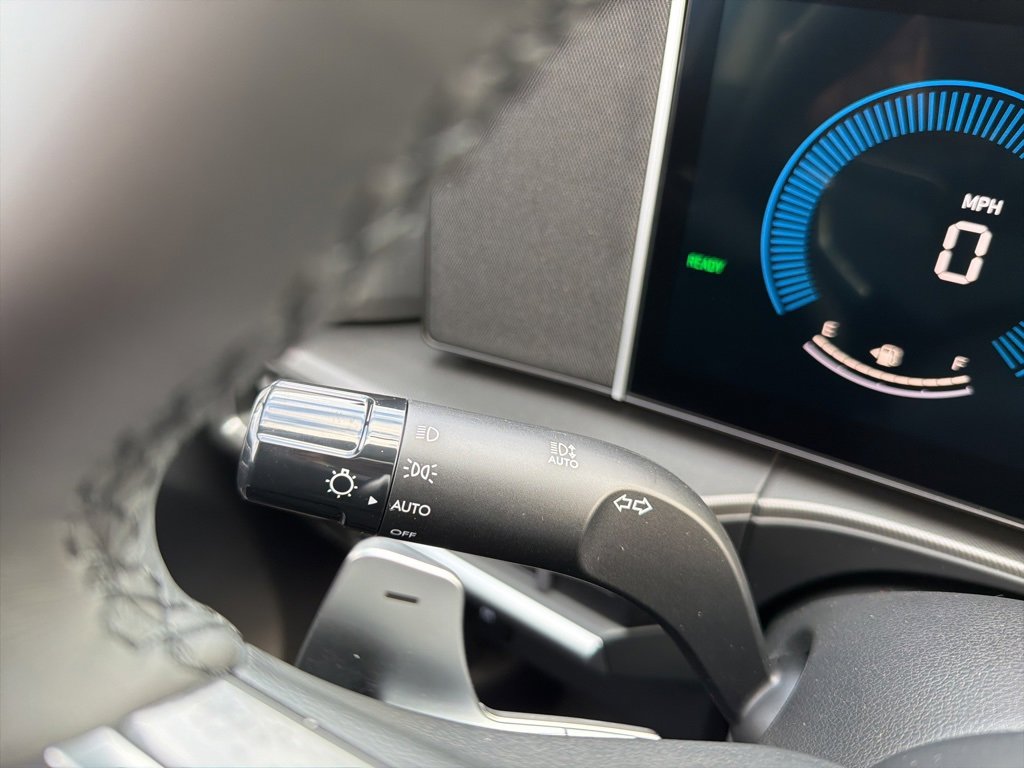 New 2026 Hyundai Santa Fe SE image 35