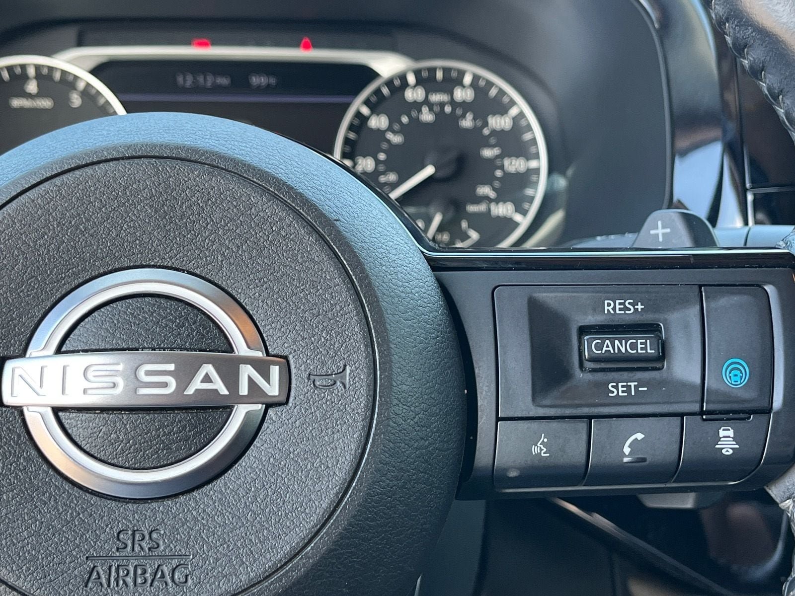Used 2022 Nissan Pathfinder SV FWD image 20