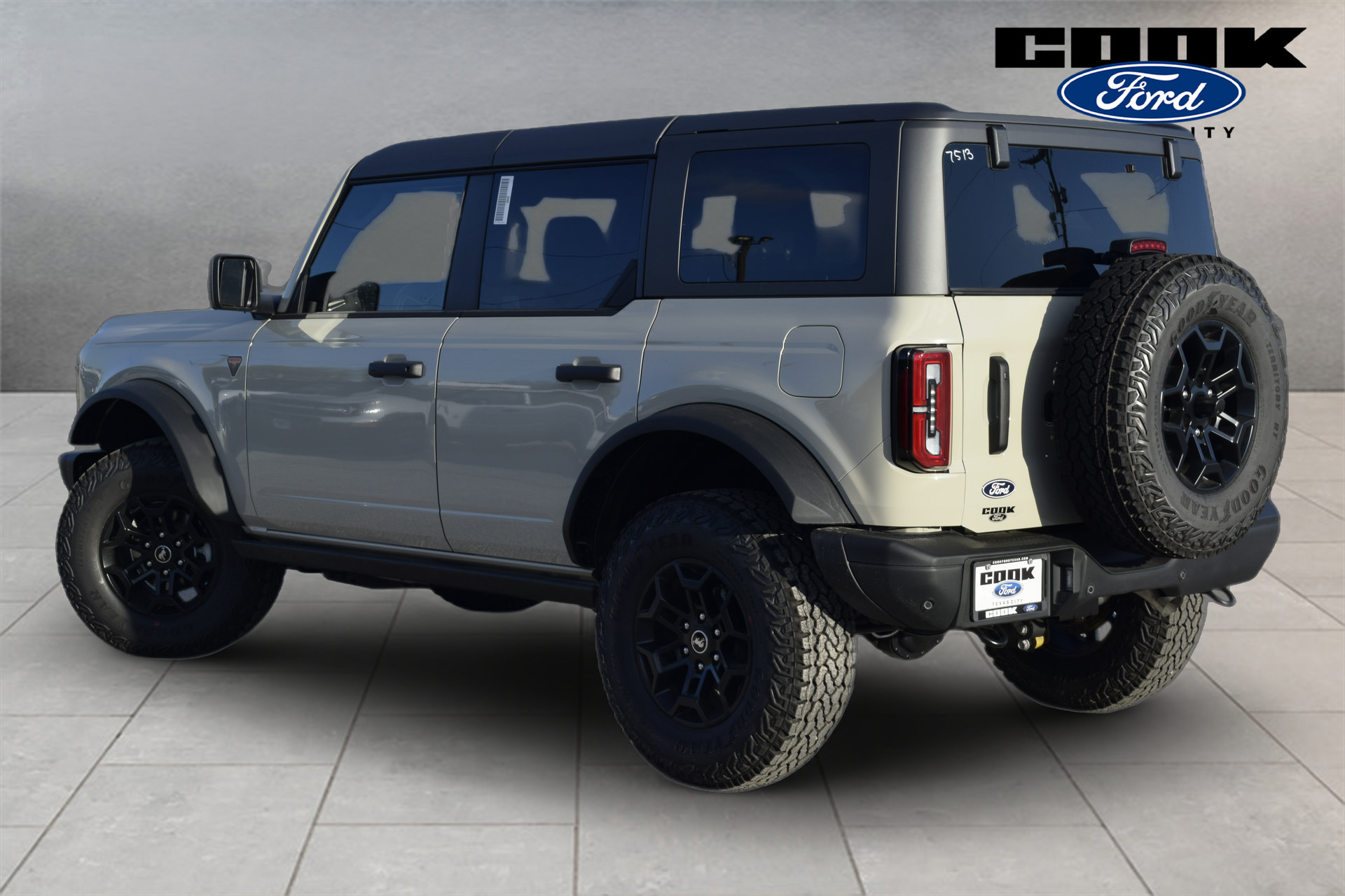 New 2026 Ford Bronco Badlands AWD/4WD image 4