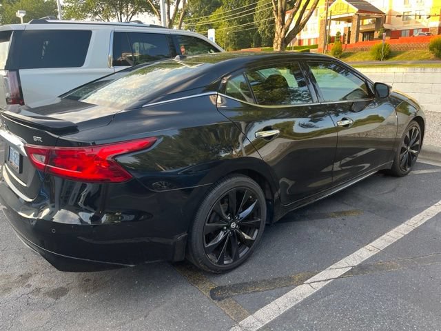 Used 2017 Nissan Maxima SR w/ Midnight Edition FWD image 3