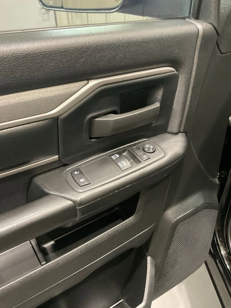Used 2022 RAM 3500 Tradesman AWD/4WD image 7