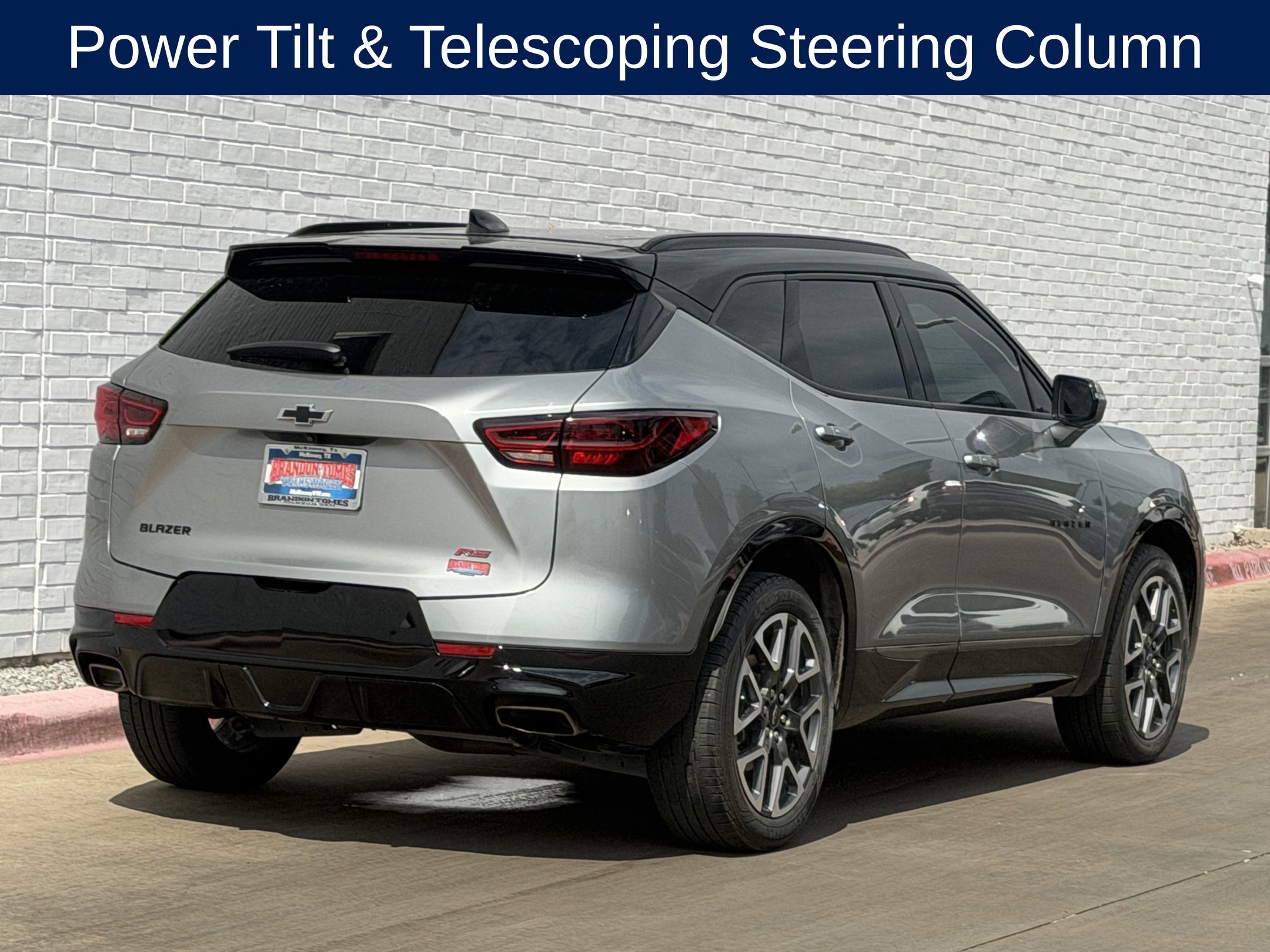 Used 2023 Chevrolet Blazer RS w/ Enhanced Convenience Package FWD image 4