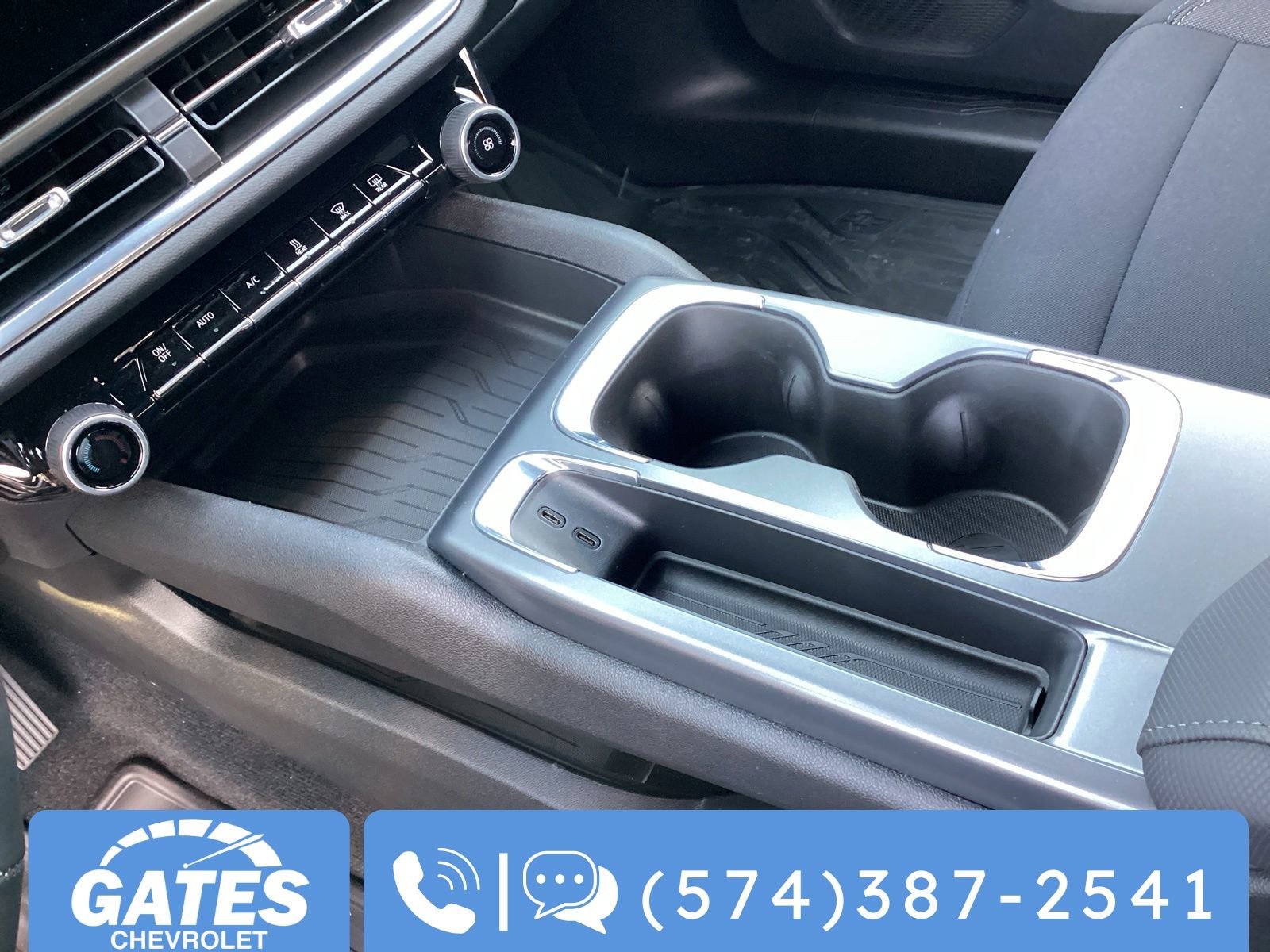 New 2026 Chevrolet Equinox EV LT w/ Comfort Package FWD image 17