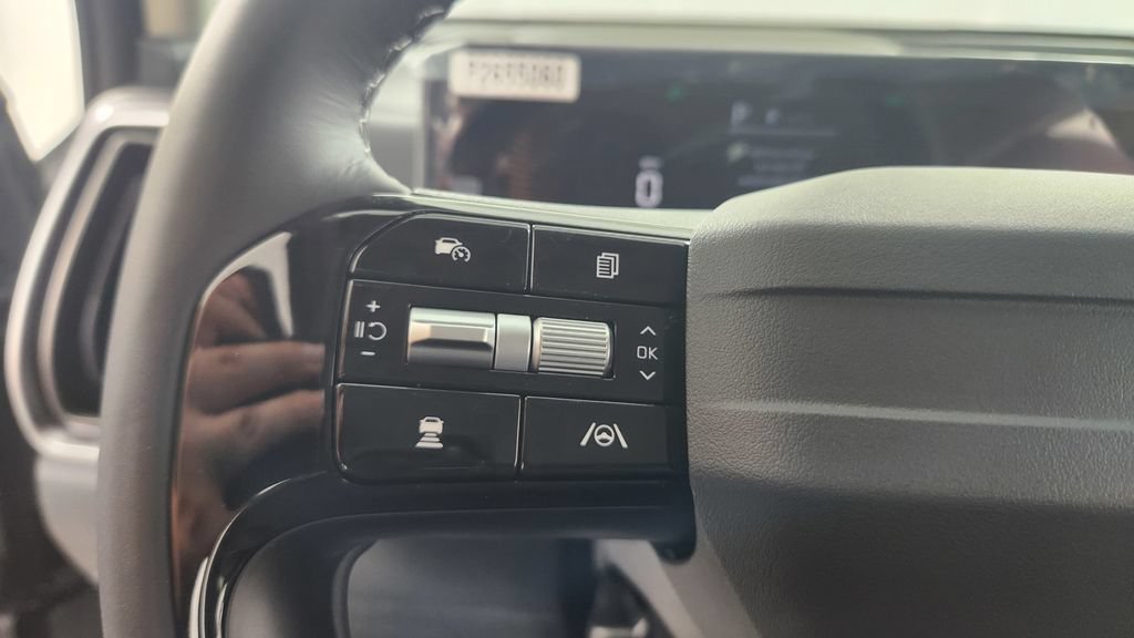 New 2026 Kia Sorento S AWD/4WD image 25