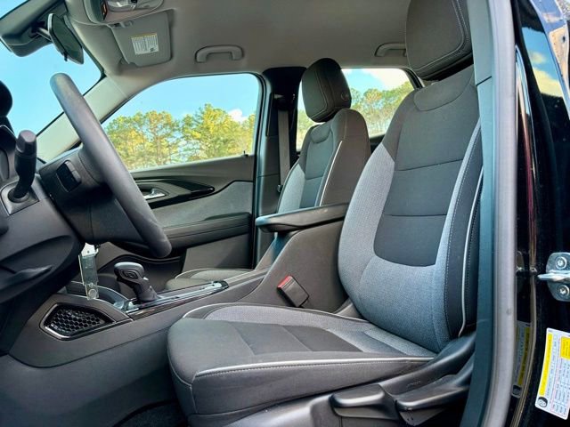 Used 2023 Chevrolet TrailBlazer LS image 27