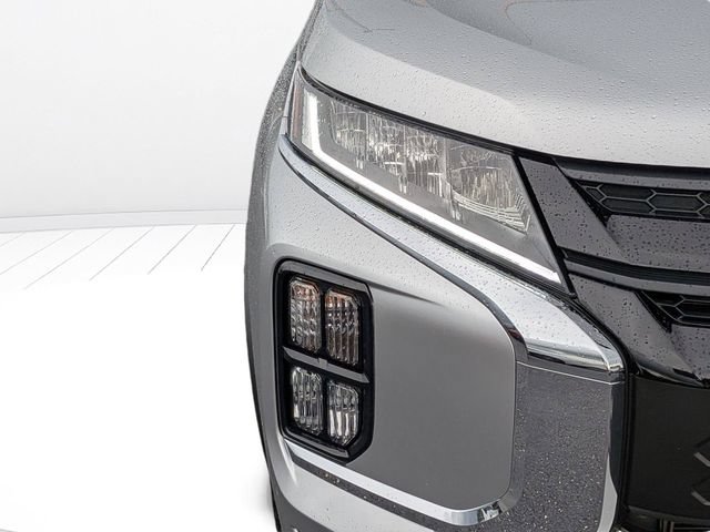 Used 2026 Mitsubishi Outlander Sport LE AWD/4WD image 9