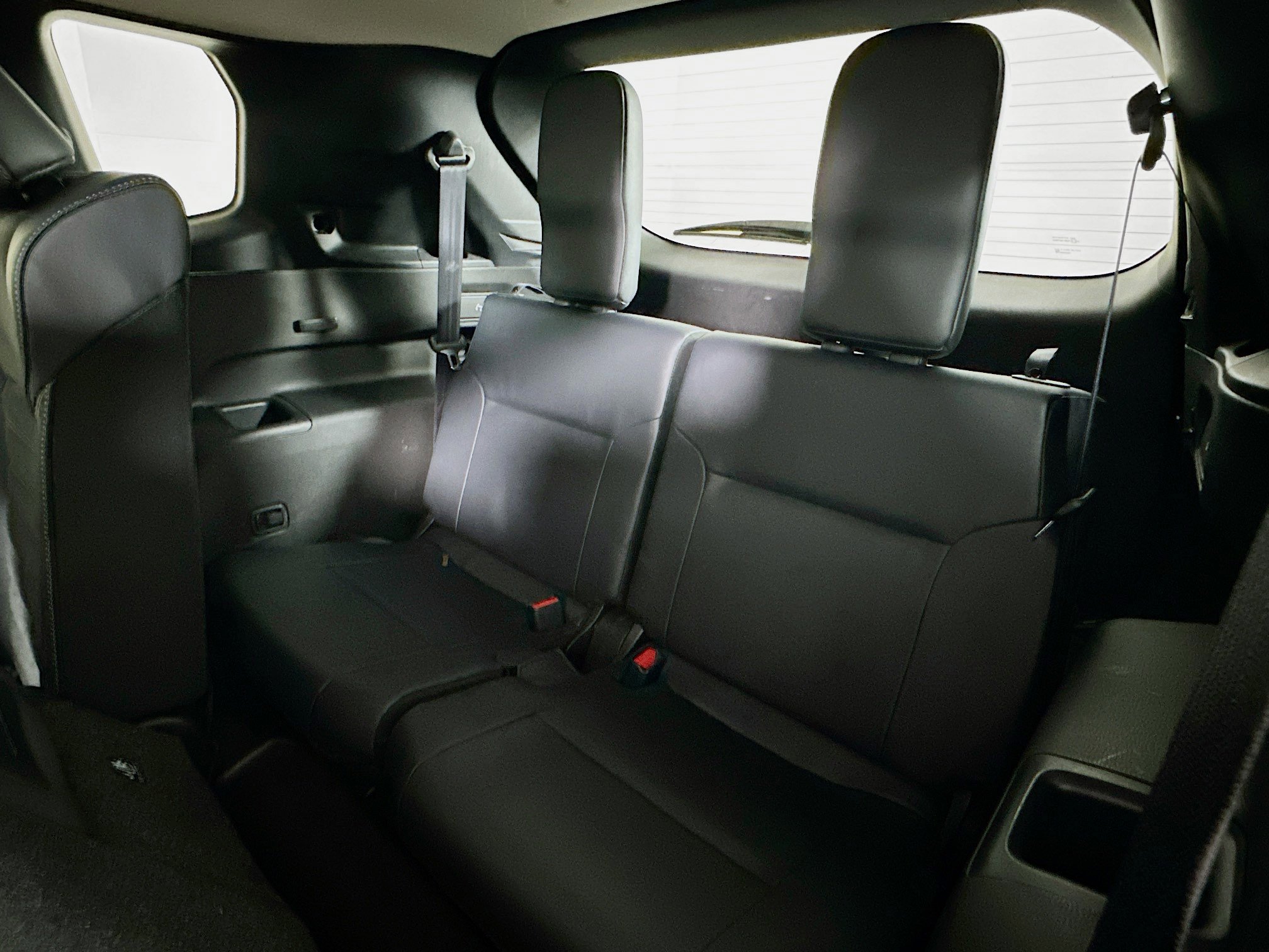 Used 2025 Mitsubishi Outlander SE image 29