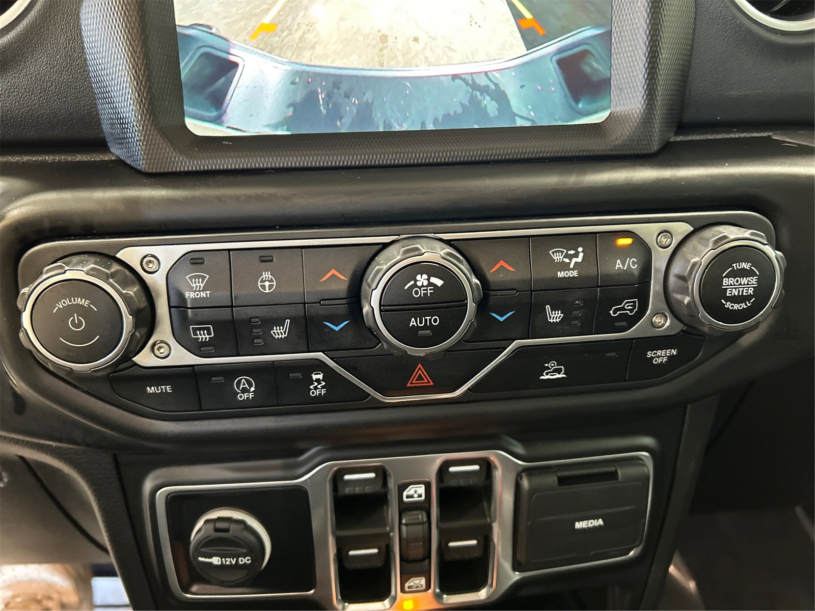 Used 2022 Jeep Gladiator Overland w/ Popular Equipment Package image 26