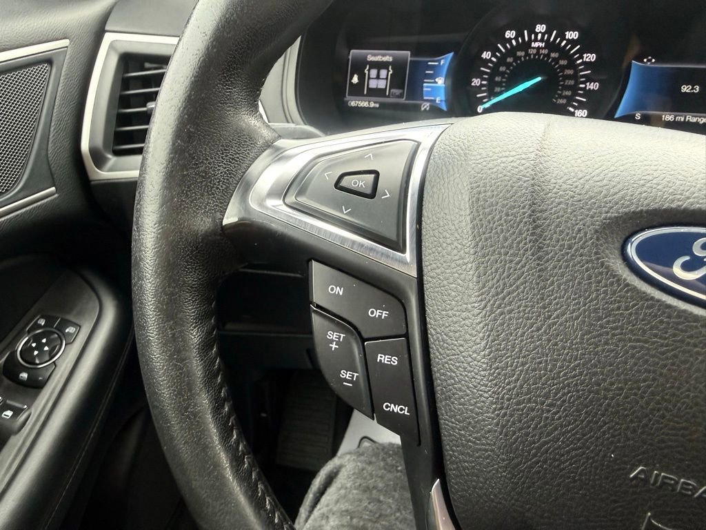 Used 2022 Ford Edge SEL AWD/4WD image 18