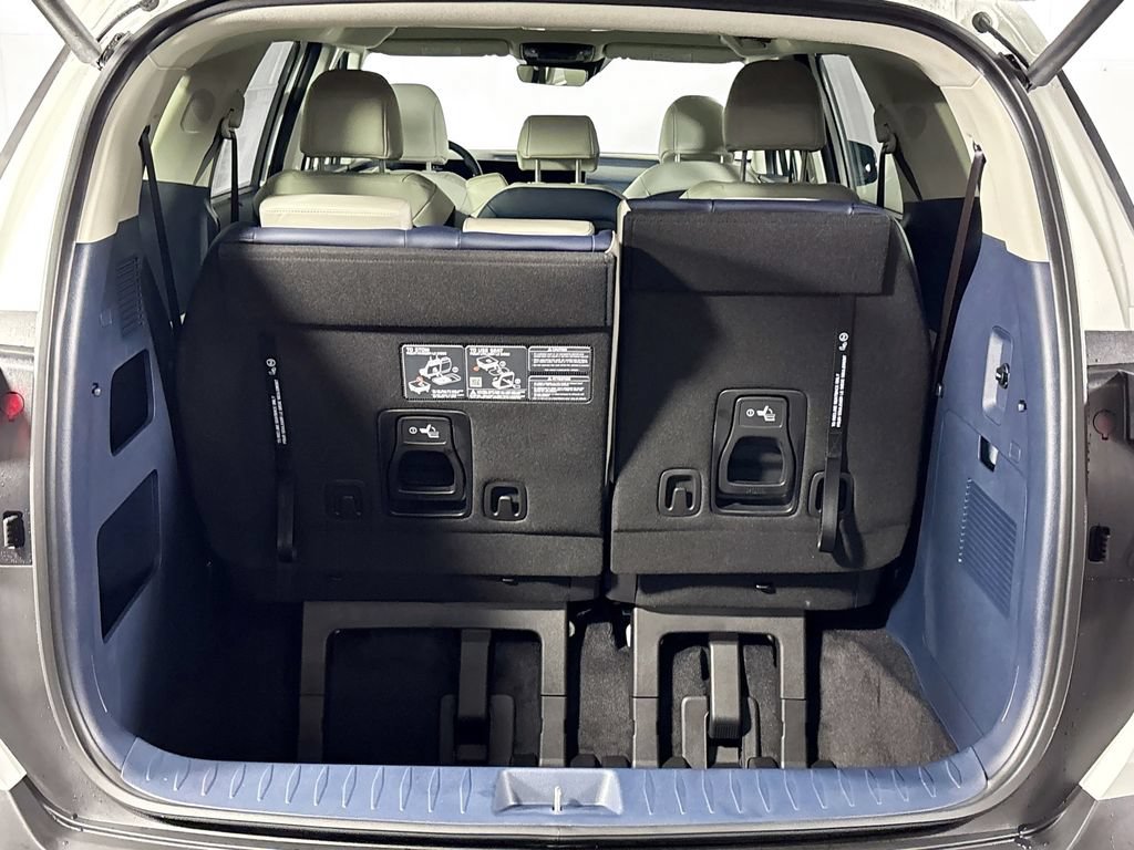New 2026 Kia Carnival EX FWD image 20
