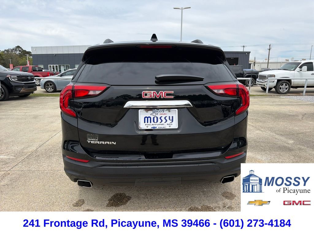 Certified 2018 GMC Terrain SLE w/ Driver Convenience Package image 4