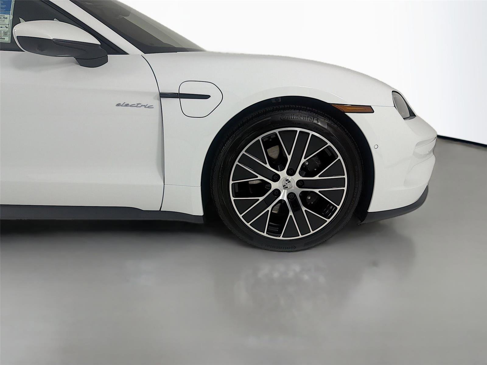 New 2026 Porsche Taycan RWD image 28