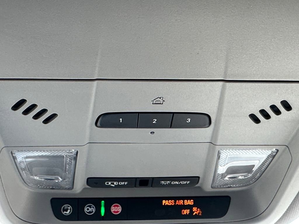 Used 2024 Chevrolet Blazer LT FWD image 18