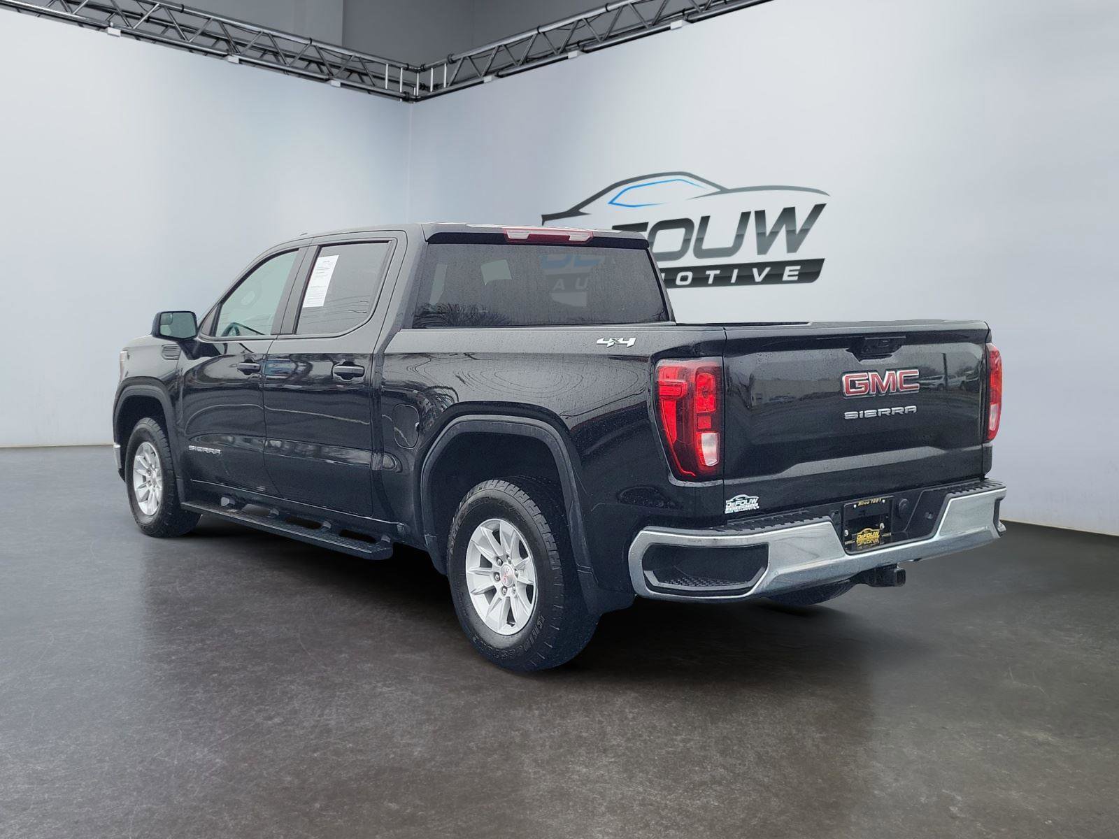 Used 2024 GMC Sierra 1500 Pro w/ Pro Value Package image 5