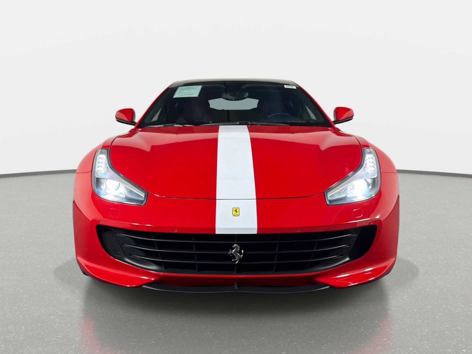 Used 2018 Ferrari GTC4Lusso T RWD image 8