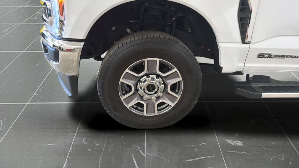 Used 2026 Ford F250 Lariat AWD/4WD image 15