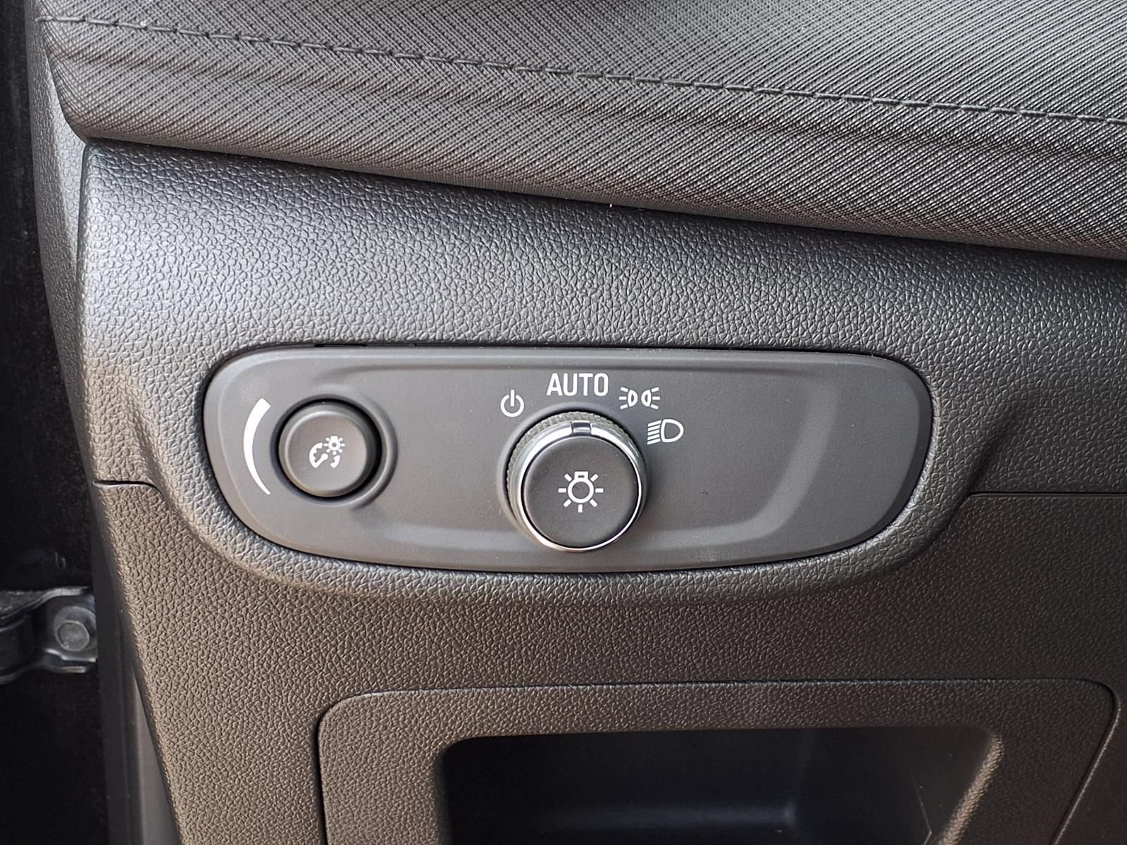 Used 2024 Chevrolet TrailBlazer LT FWD image 7