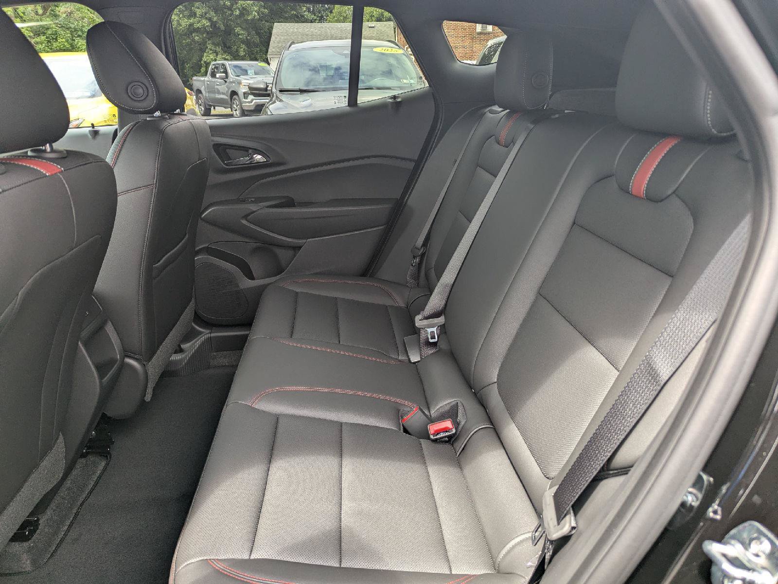 New 2026 Chevrolet Trax RS w/ Driver Confidence Package FWD image 38