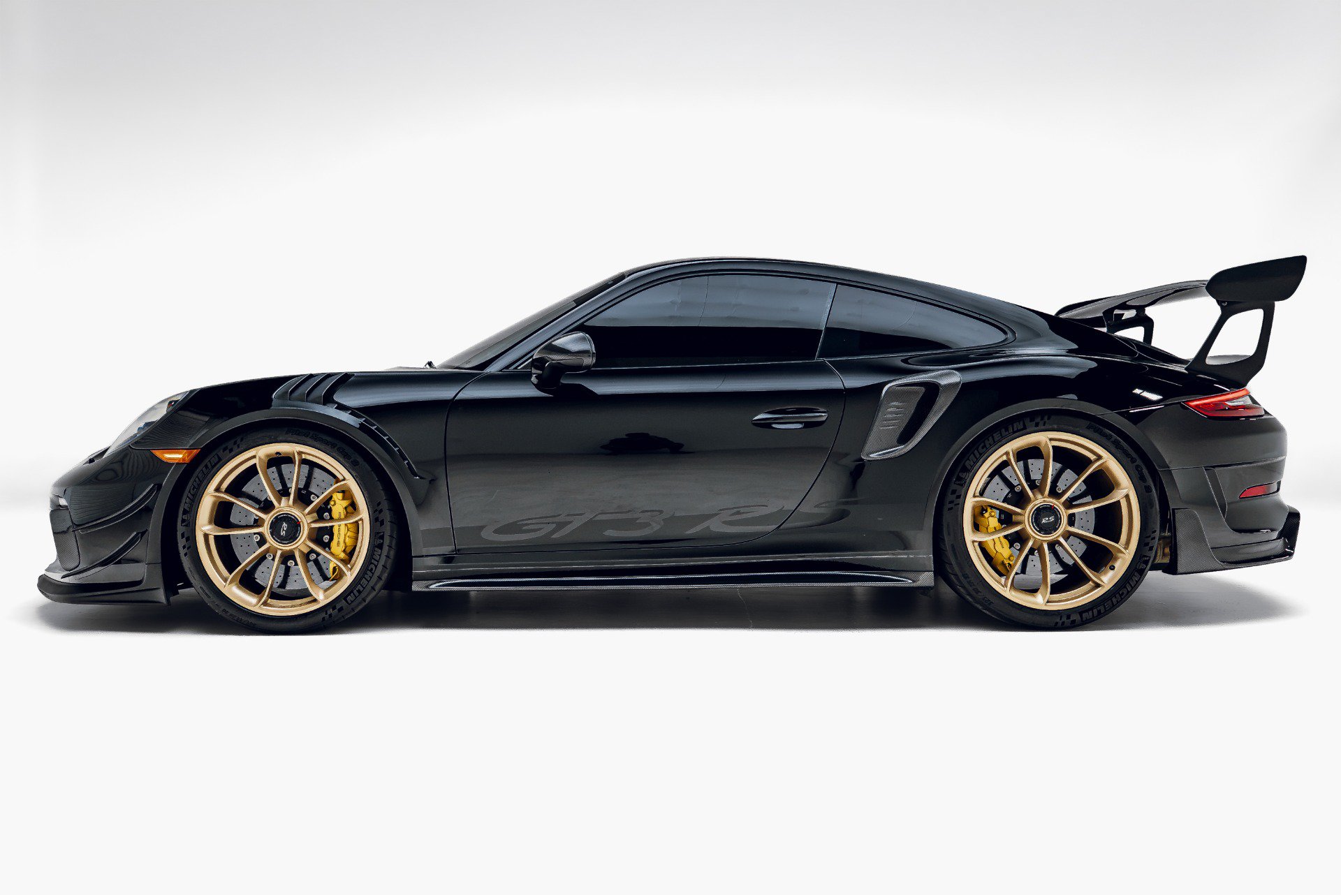 Used 2019 Porsche 911 GT3 RS RWD image 3