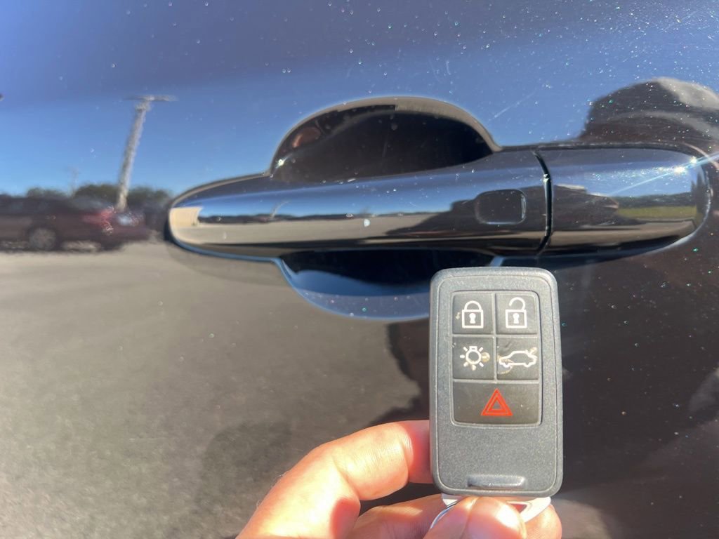 Used 2016 Volvo S60 T5 Premier w/ Convenience Package image 16