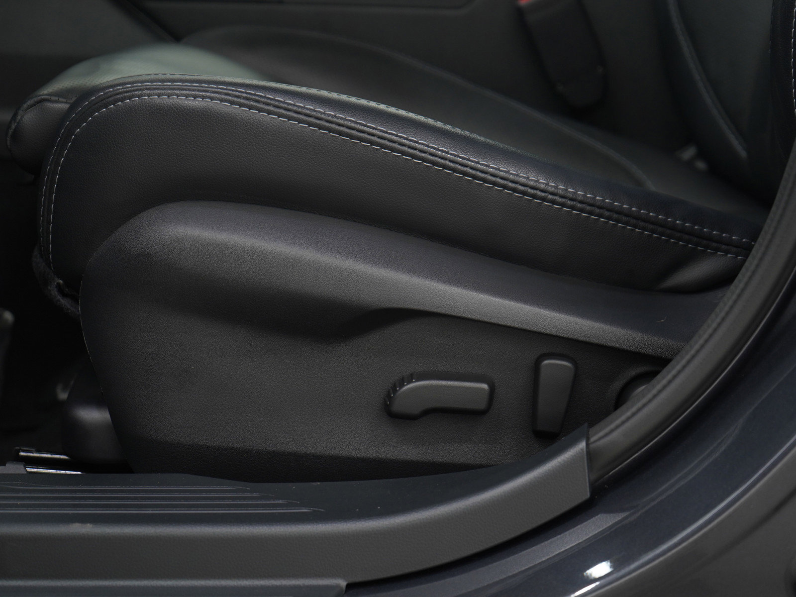 Used 2024 Subaru Outback Touring image 22