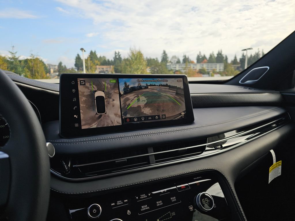 New 2026 INFINITI QX60 Sport image 28