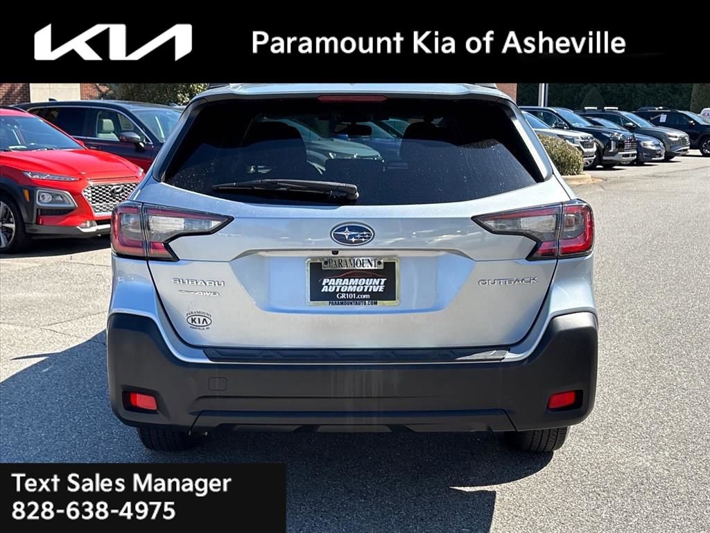 Used 2024 Subaru Outback Premium AWD/4WD image 5