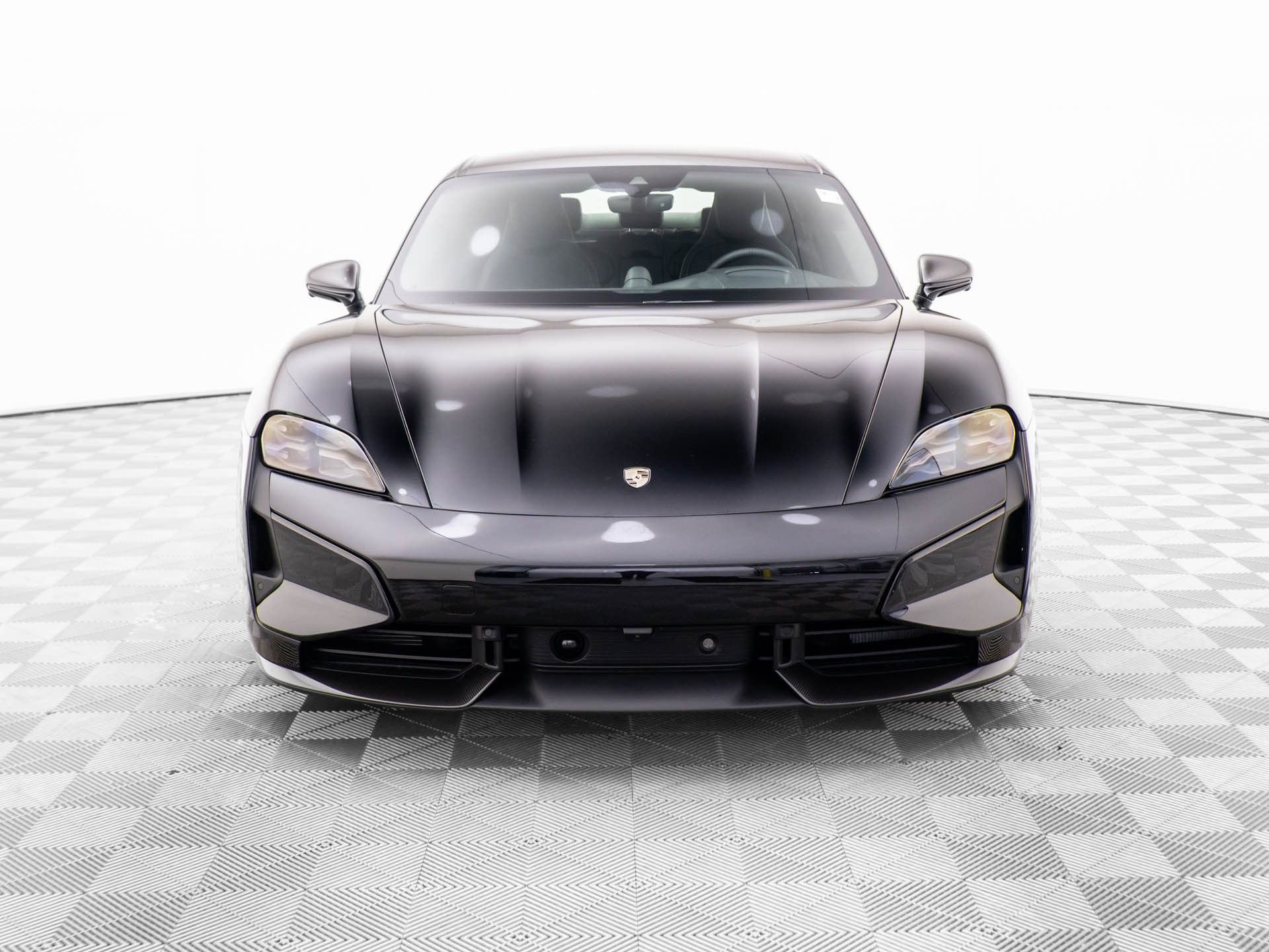 New 2025 Porsche Taycan Turbo S image 9