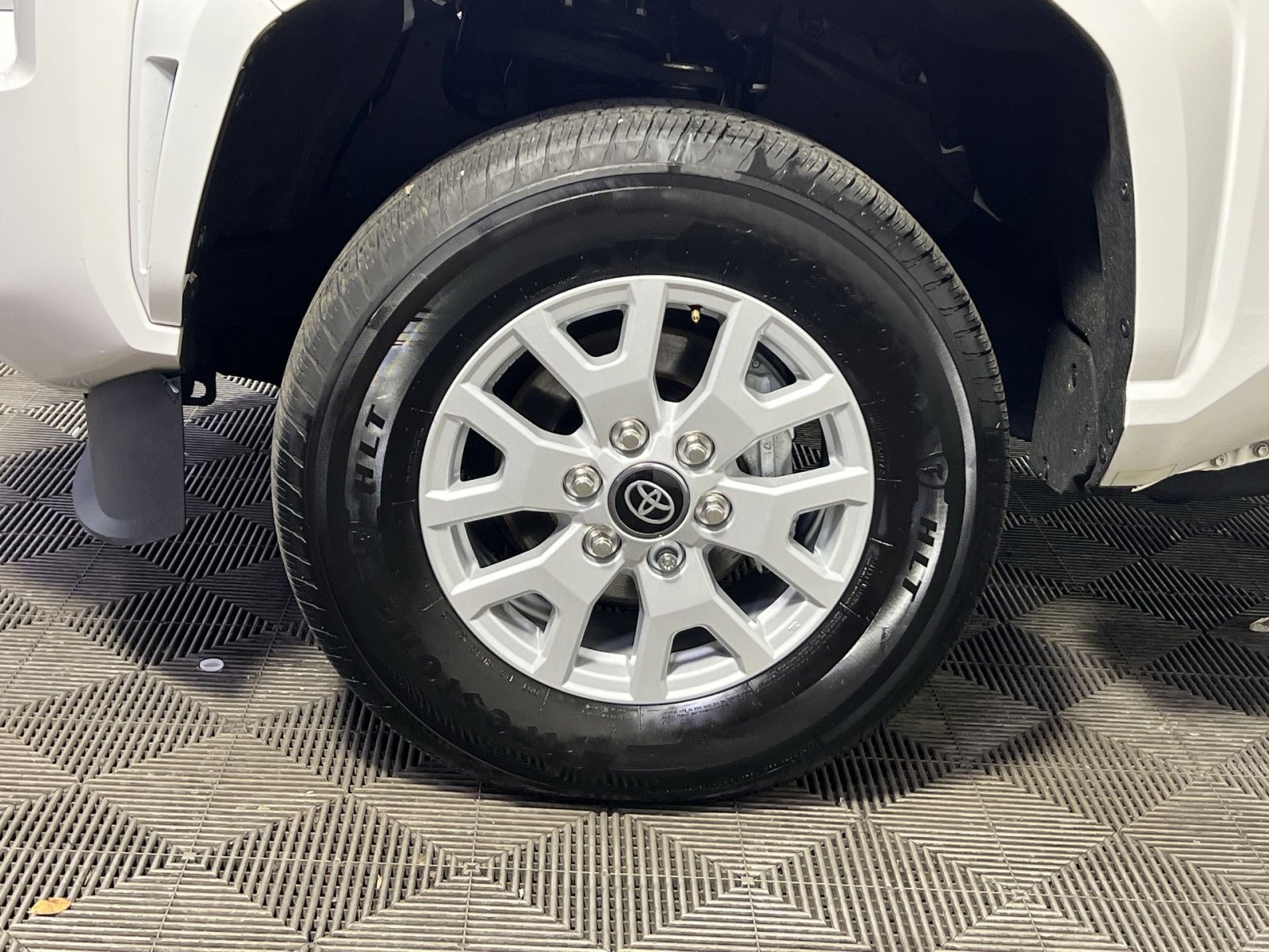 Used 2024 Toyota Tacoma SR5 image 12