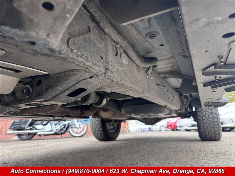 Used 2017 Toyota Tacoma TRD Off-Road RWD image 36