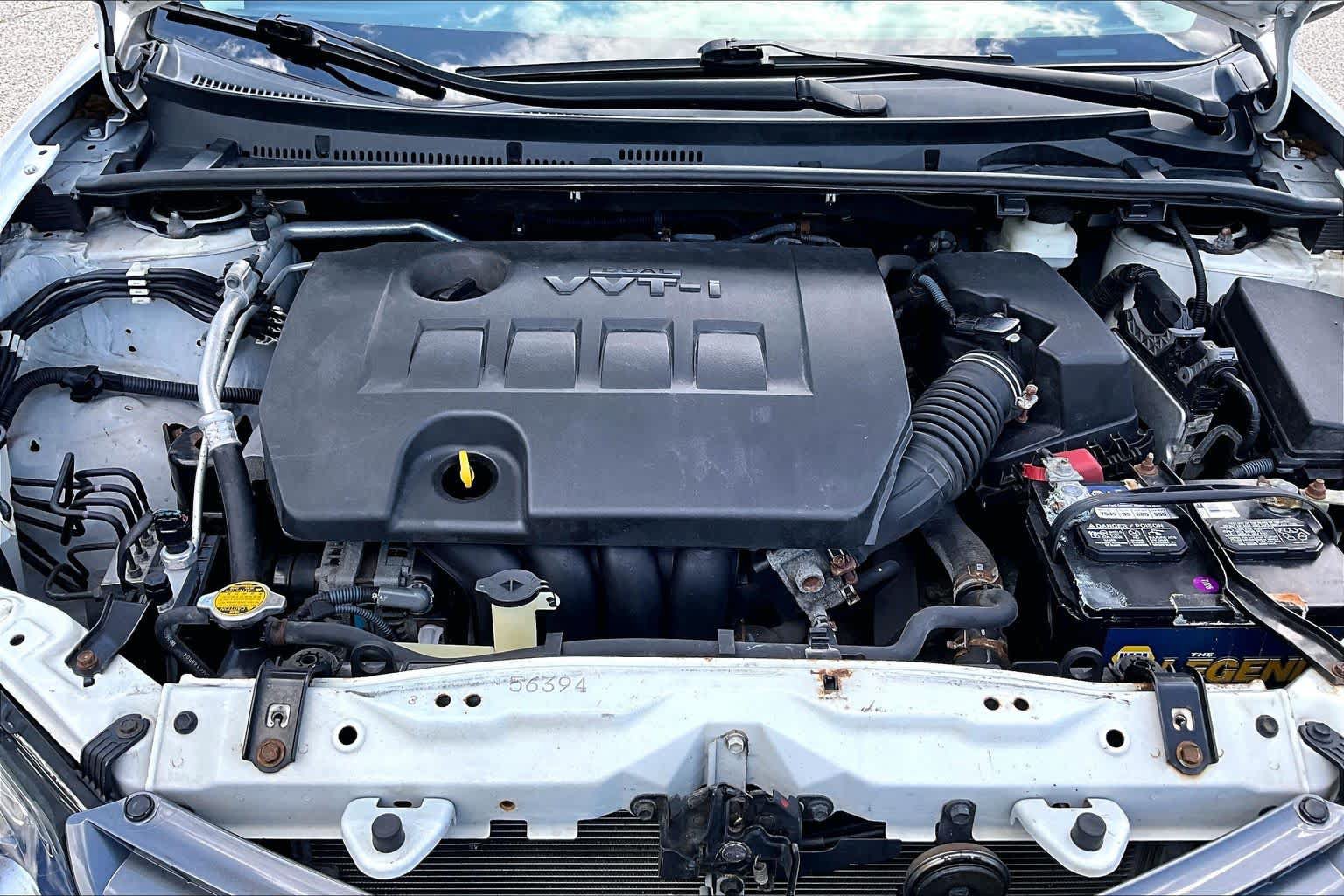 Used 2015 Toyota Corolla LE FWD image 30