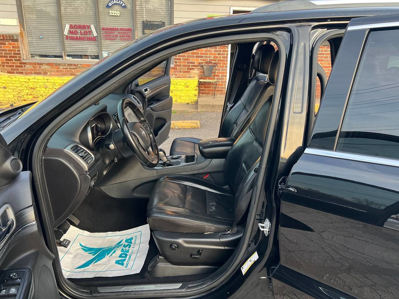 Used 2020 Jeep Grand Cherokee Limited w/ Luxury Group II image 10