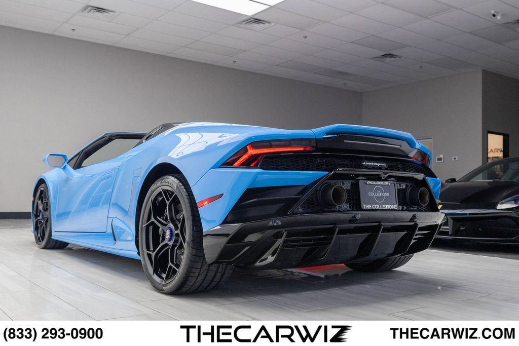 Used 2024 Lamborghini Huracan EVO AWD/4WD image 19