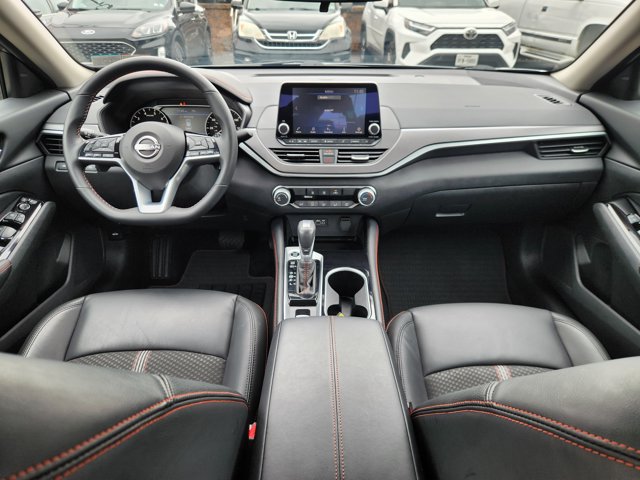 Certified 2025 Nissan Altima 2.5 SR AWD/4WD image 8