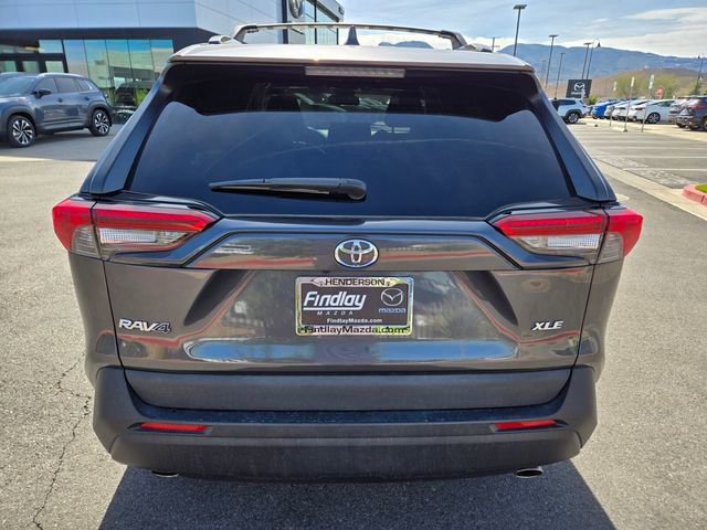Used 2019 Toyota RAV4 XLE Premium w/ Carpet Mat Package image 5