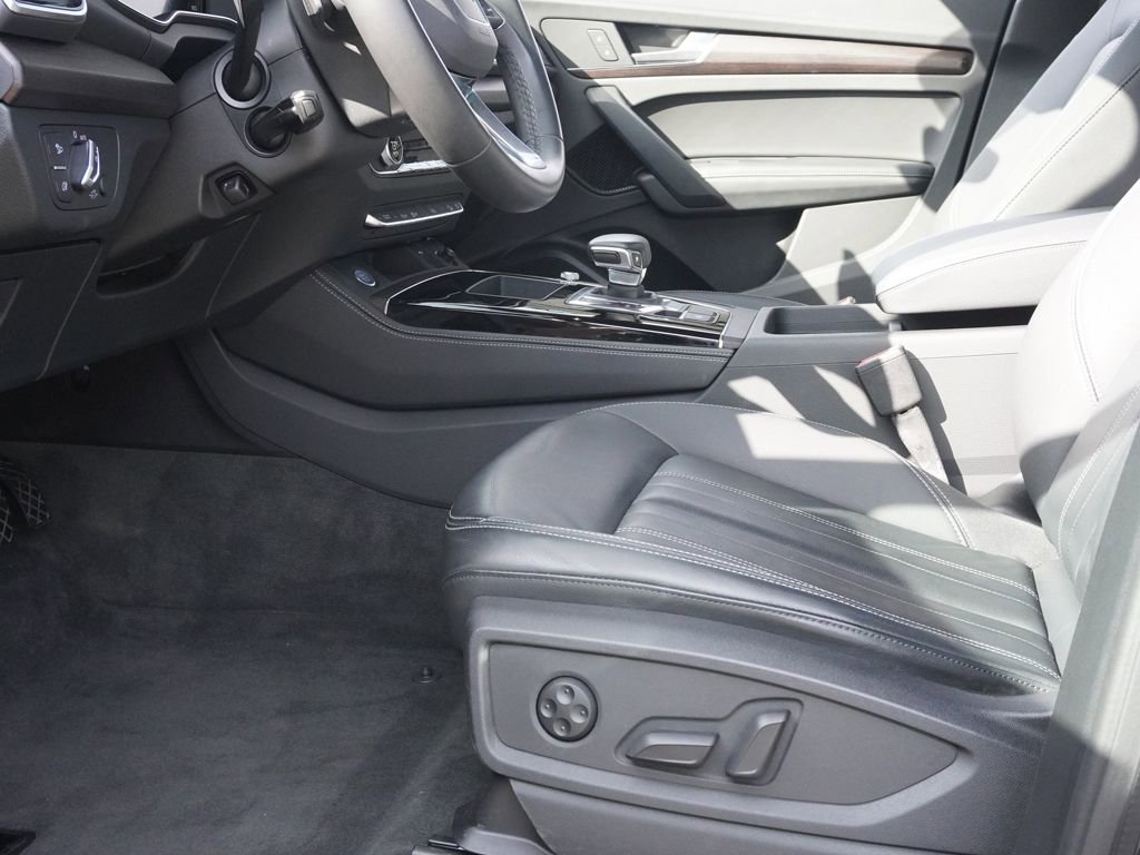 Used 2023 Audi Q5 2.0T Premium Plus w/ Premium Plus Package image 30