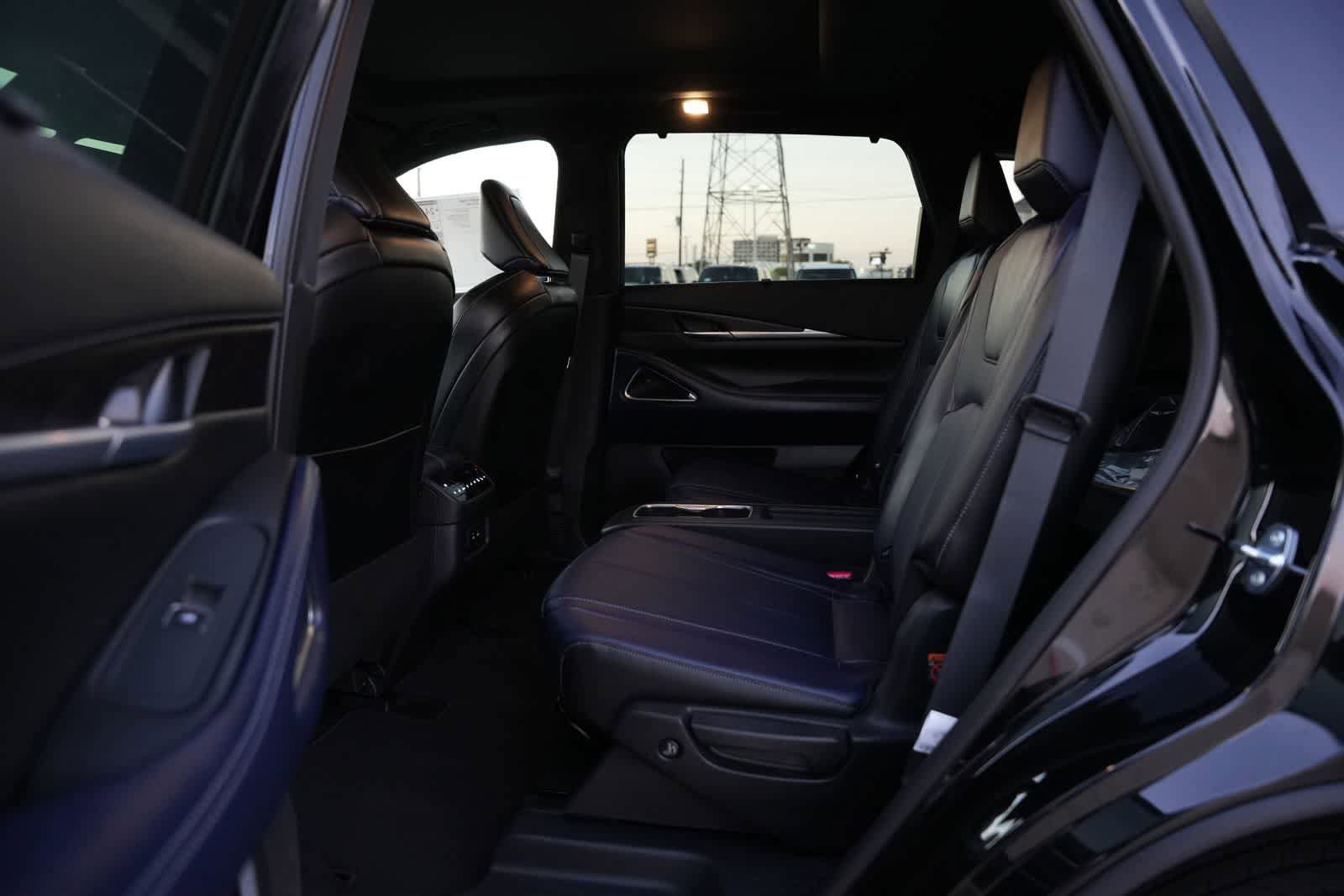 New 2026 INFINITI QX60 Sport AWD/4WD image 18