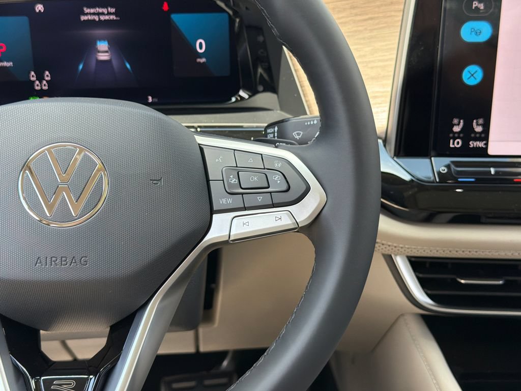 New 2026 Volkswagen Atlas SEL Premium R-Line AWD/4WD image 30