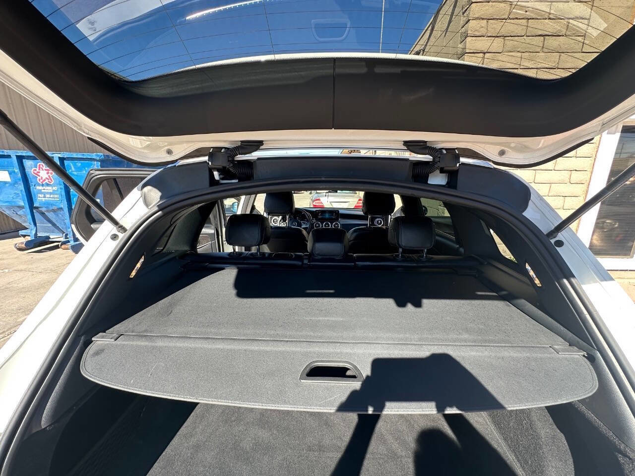 Used 2020 Mercedes-Benz GLC 300 4MATIC image 7