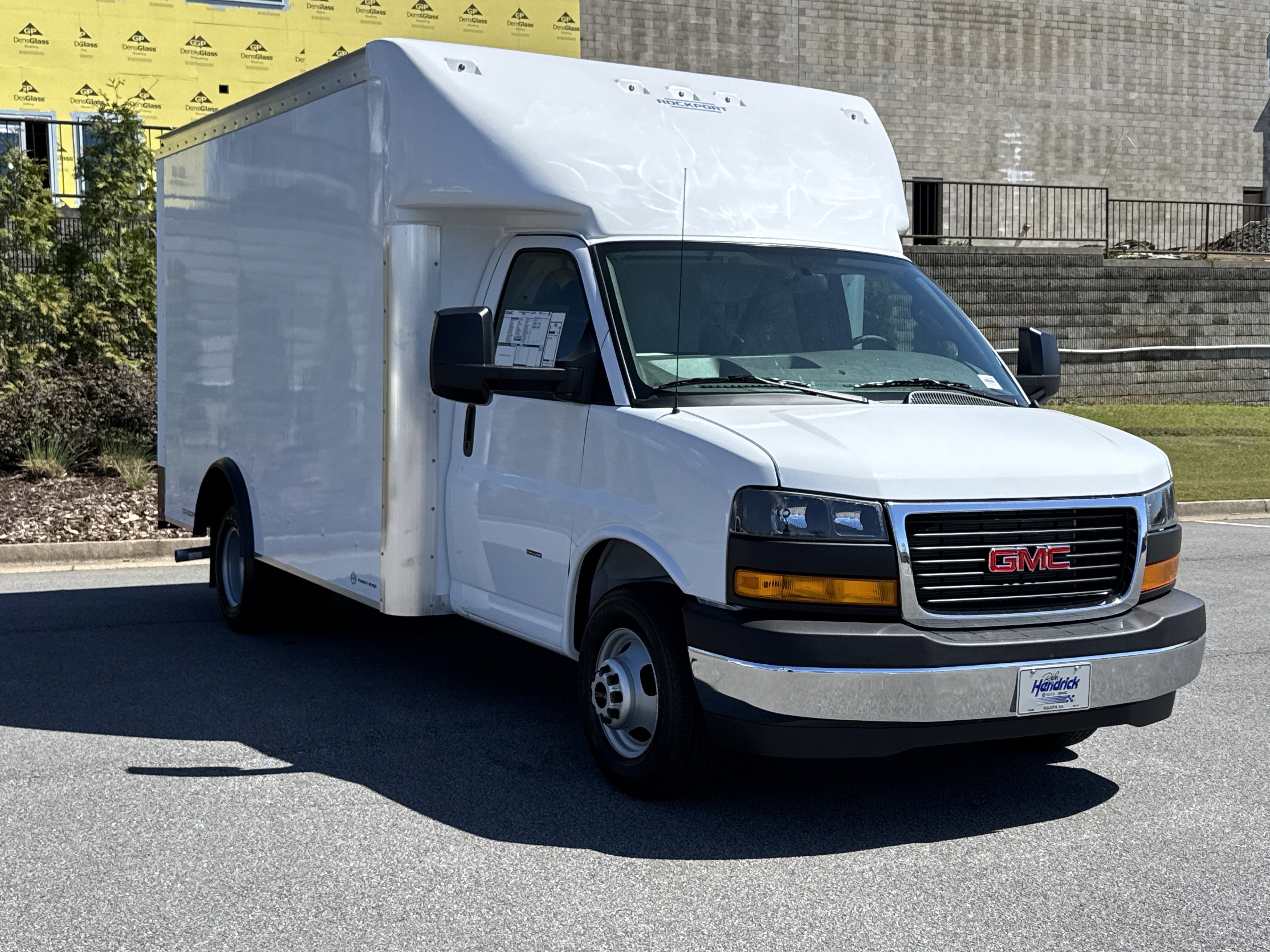 New 2026 GMC Savana 3500 w/ Power Convenience Package image 2