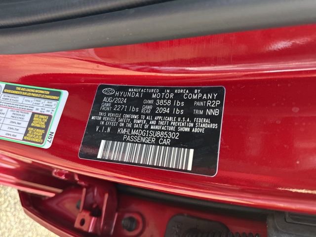 Certified 2025 Hyundai Elantra Sport w/ Cargo Package image 31