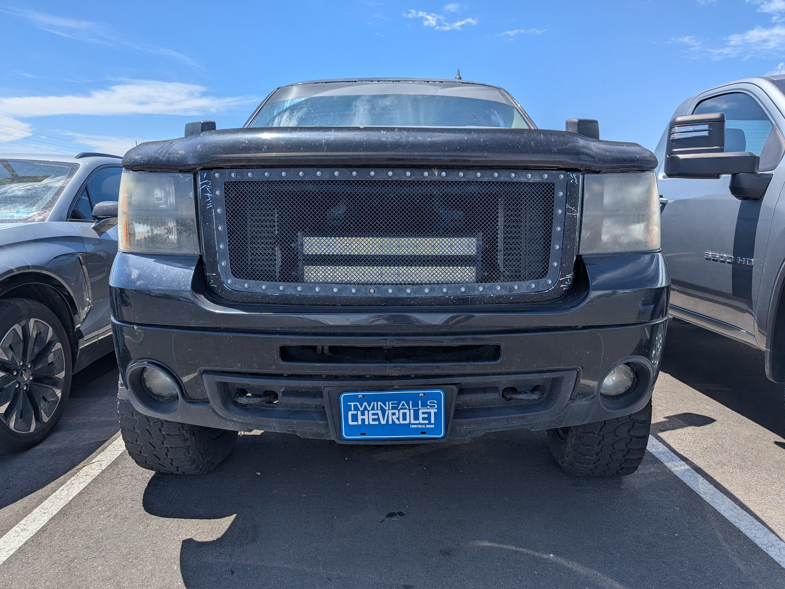 Used 2010 GMC Sierra 2500 SLT AWD/4WD image 4