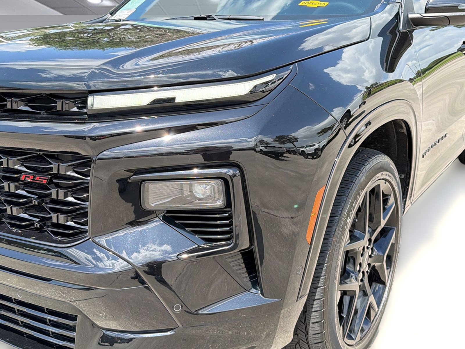 Certified 2024 Chevrolet Traverse RS FWD image 11