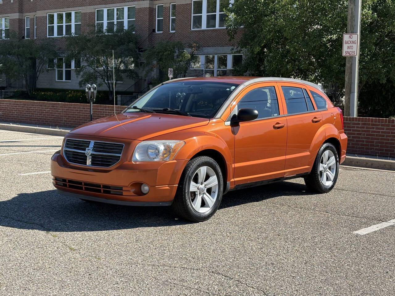 Used 2011 Dodge Caliber Mainstreet FWD image 1